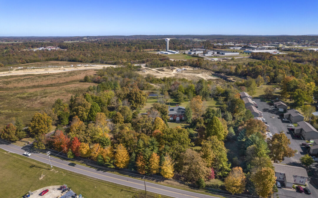 COMMERCIAL/RESIDENTIAL PROPERTY 8.22 AC WITH HOME